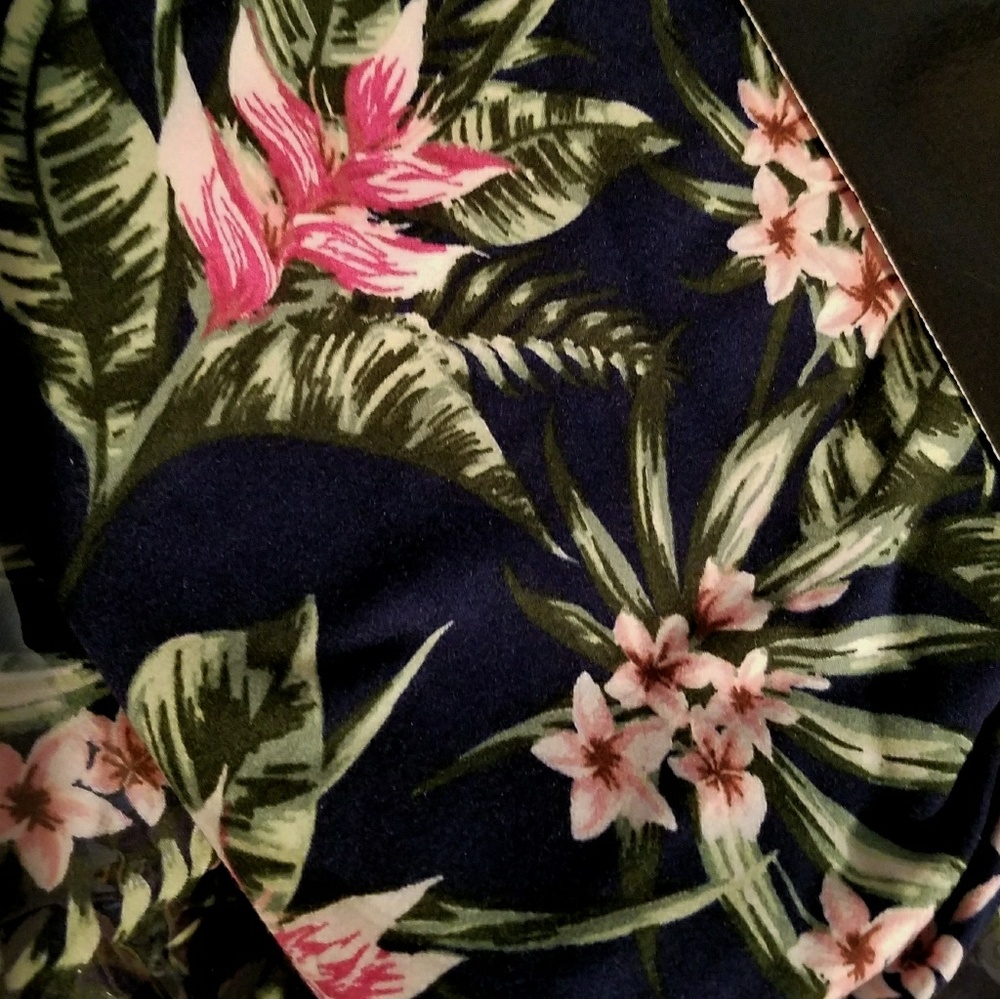 👟 Tropical Floral Leggings NEW S/M and L/XL - Picture 2 of 2